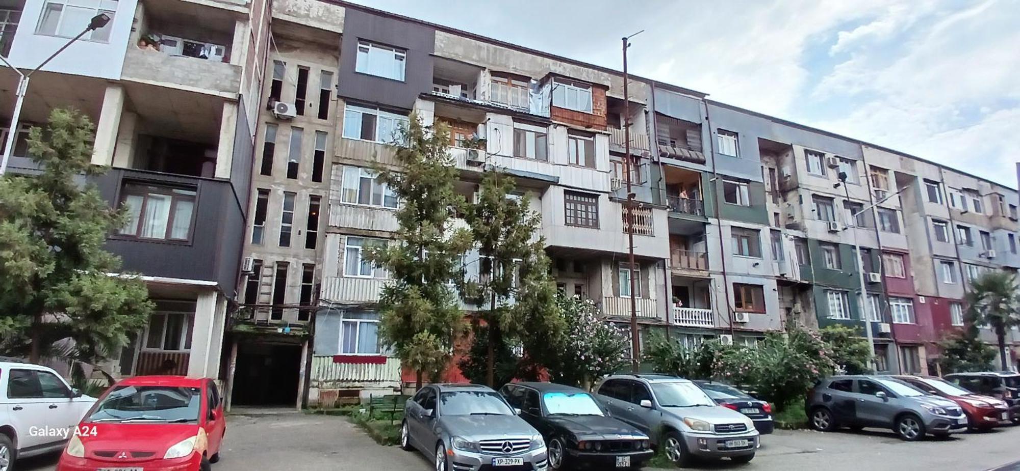 Bright And Cozy Apartment Μπατούμι Εξωτερικό φωτογραφία