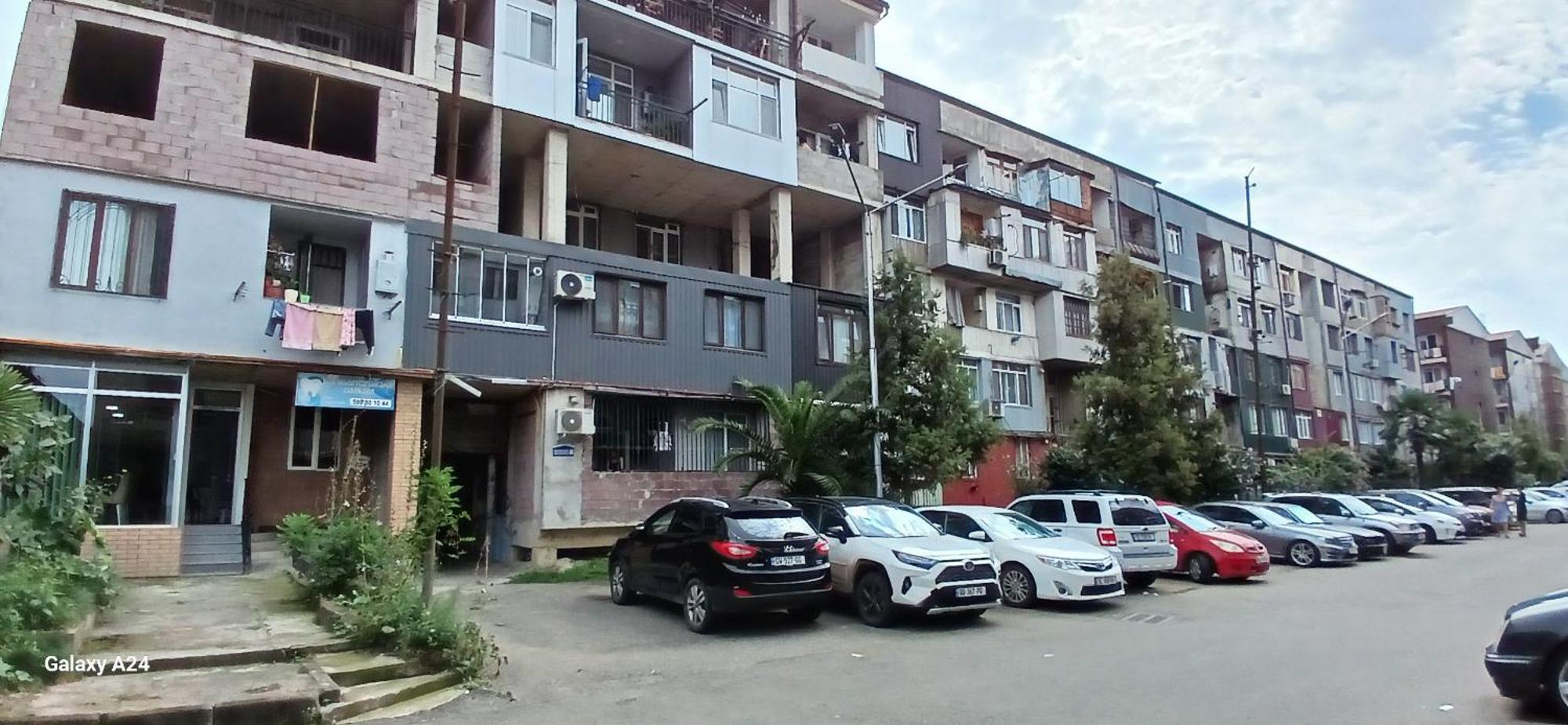 Bright And Cozy Apartment Μπατούμι Εξωτερικό φωτογραφία